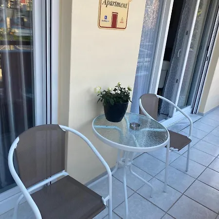 Daire Helena's Golos