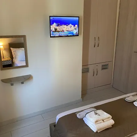 アパート Helena's *